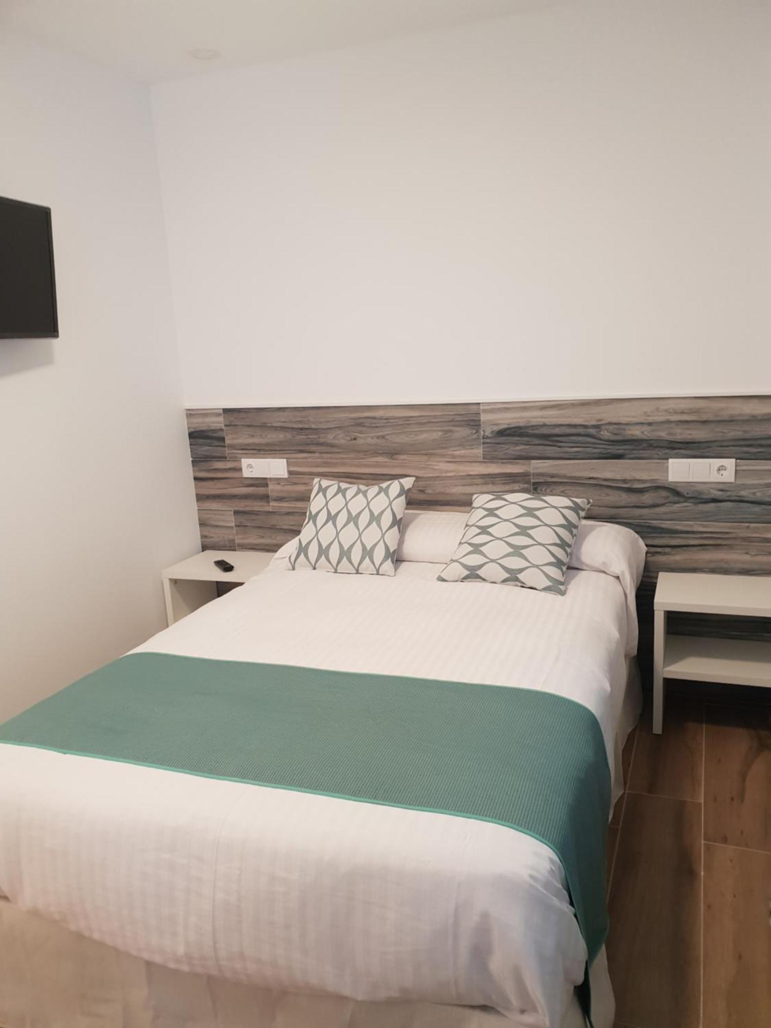 Hostal Cabanas Carboneras de Guadazaon Luaran gambar